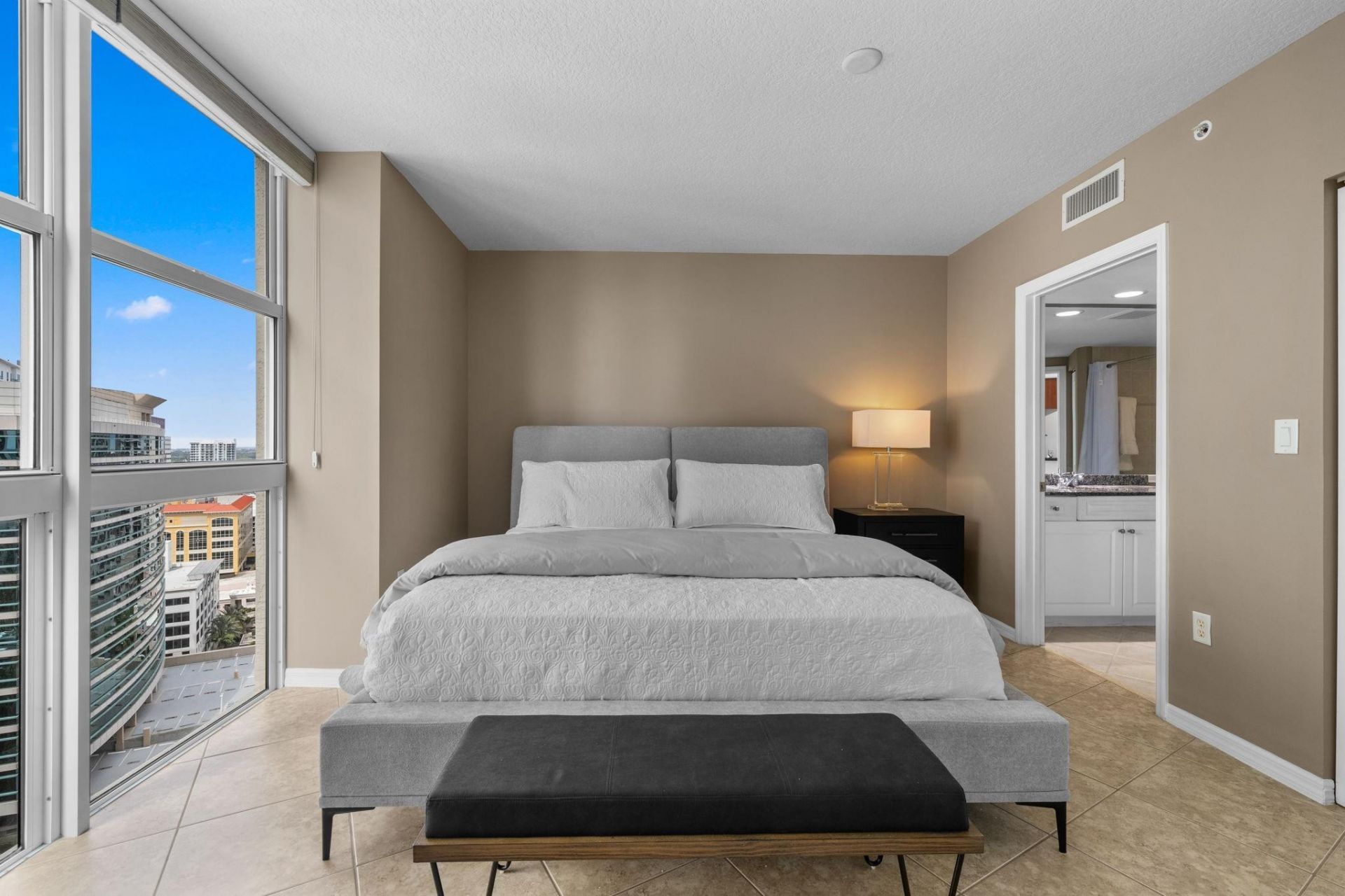 347 N New River Drive, Unit 2306, Fort Lauderdale, FL 33301 Photo