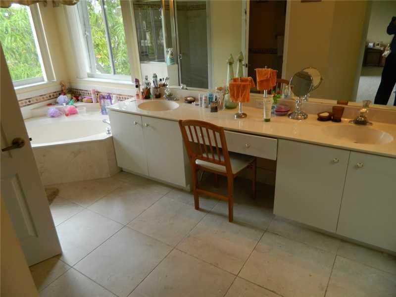 19301 NW 10th Street, Pembroke Pines, FL 33029 Photo