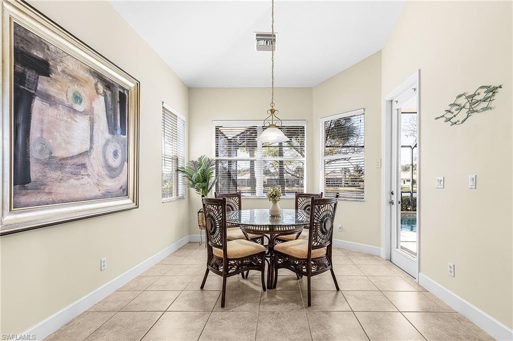 3811 Lakeview Isle Ct, Fort Myers, FL 33905 Photo