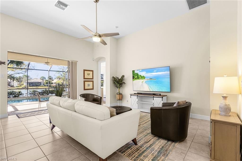 3811 Lakeview Isle Ct, Fort Myers, FL 33905 Photo
