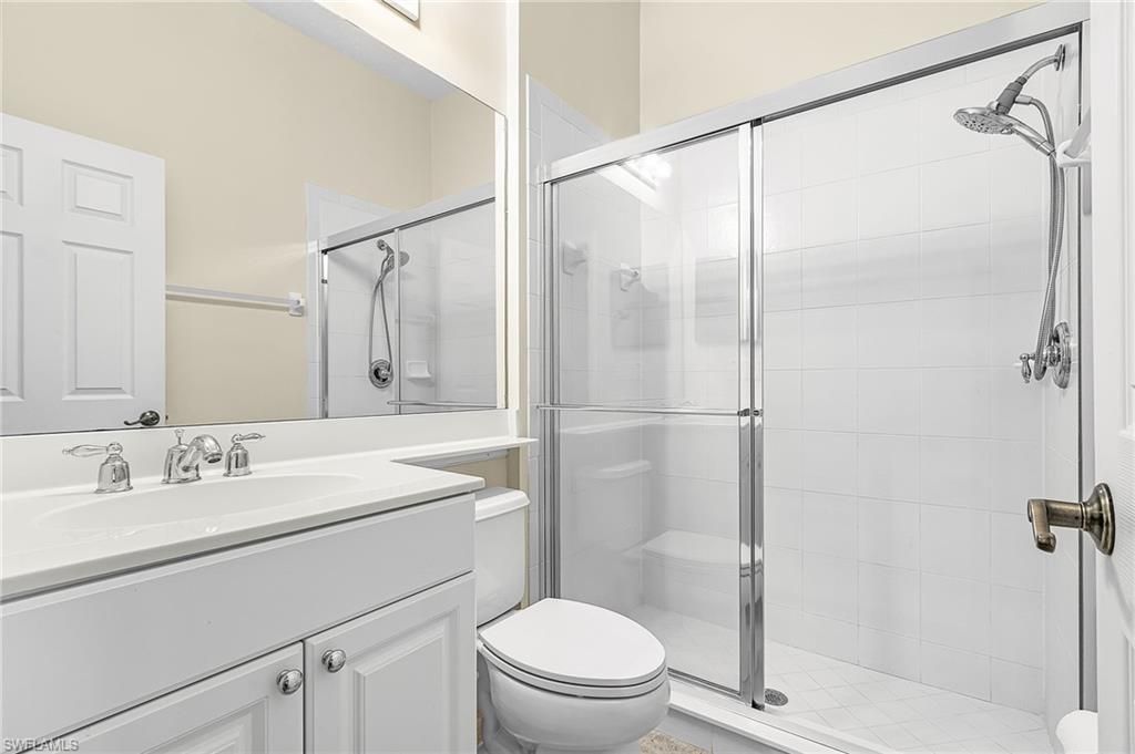 3811 Lakeview Isle Ct, Fort Myers, FL 33905 Photo