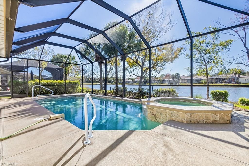 3811 Lakeview Isle Ct, Fort Myers, FL 33905 Photo