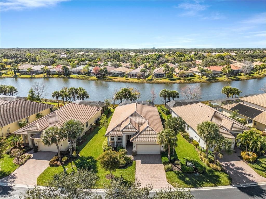 3811 Lakeview Isle Ct, Fort Myers, FL 33905 Photo