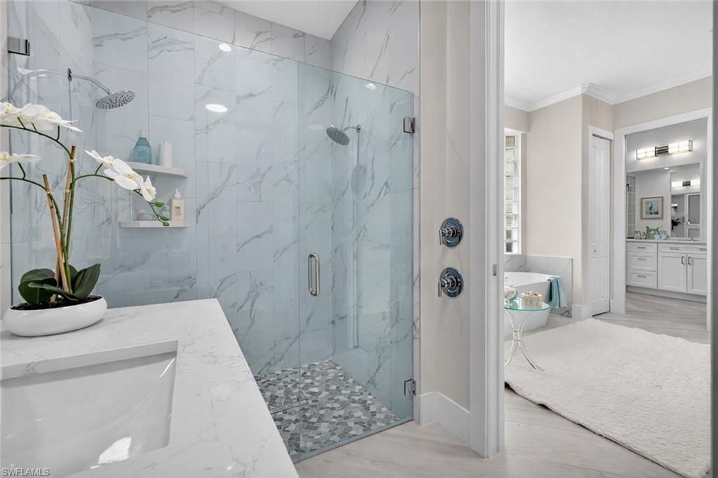 6461 Livingston Woods Ln, Naples, FL 34109 Photo