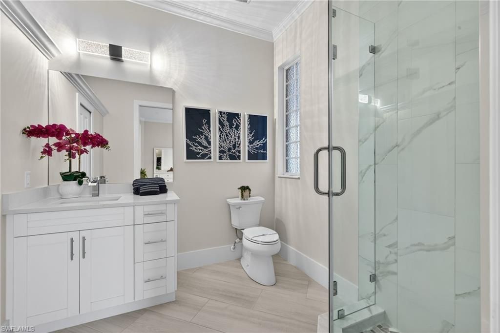 6461 Livingston Woods Ln, Naples, FL 34109 Photo