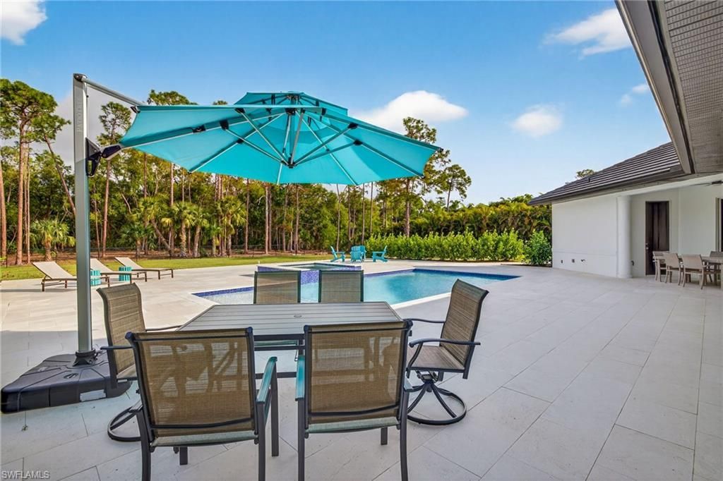 6461 Livingston Woods Ln, Naples, FL 34109 Photo