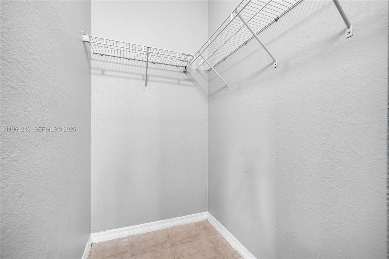 8526 NW 107th Psge, Unit 4-40, Doral, FL 33178 Photo