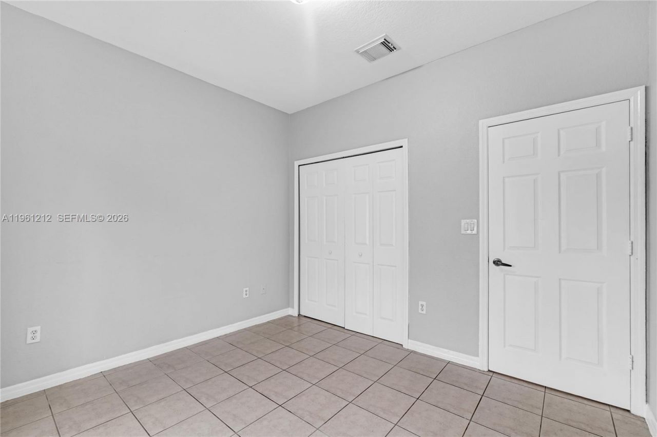8526 NW 107th Psge, Unit 4-40, Doral, FL 33178 Photo