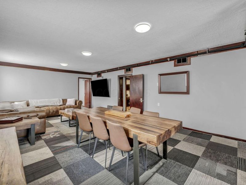 1025 E 5th Avenue, Columbus, OH 43201 Photo 11