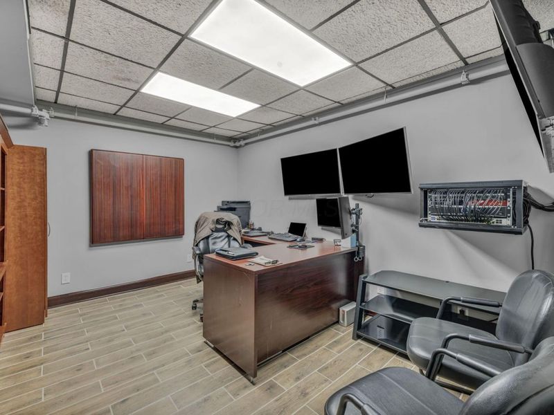 1025 E 5th Avenue, Columbus, OH 43201 Photo 16