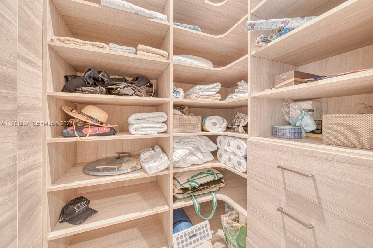 5775 Collins Ave, Unit 703, Miami Beach, FL 33140 Photo