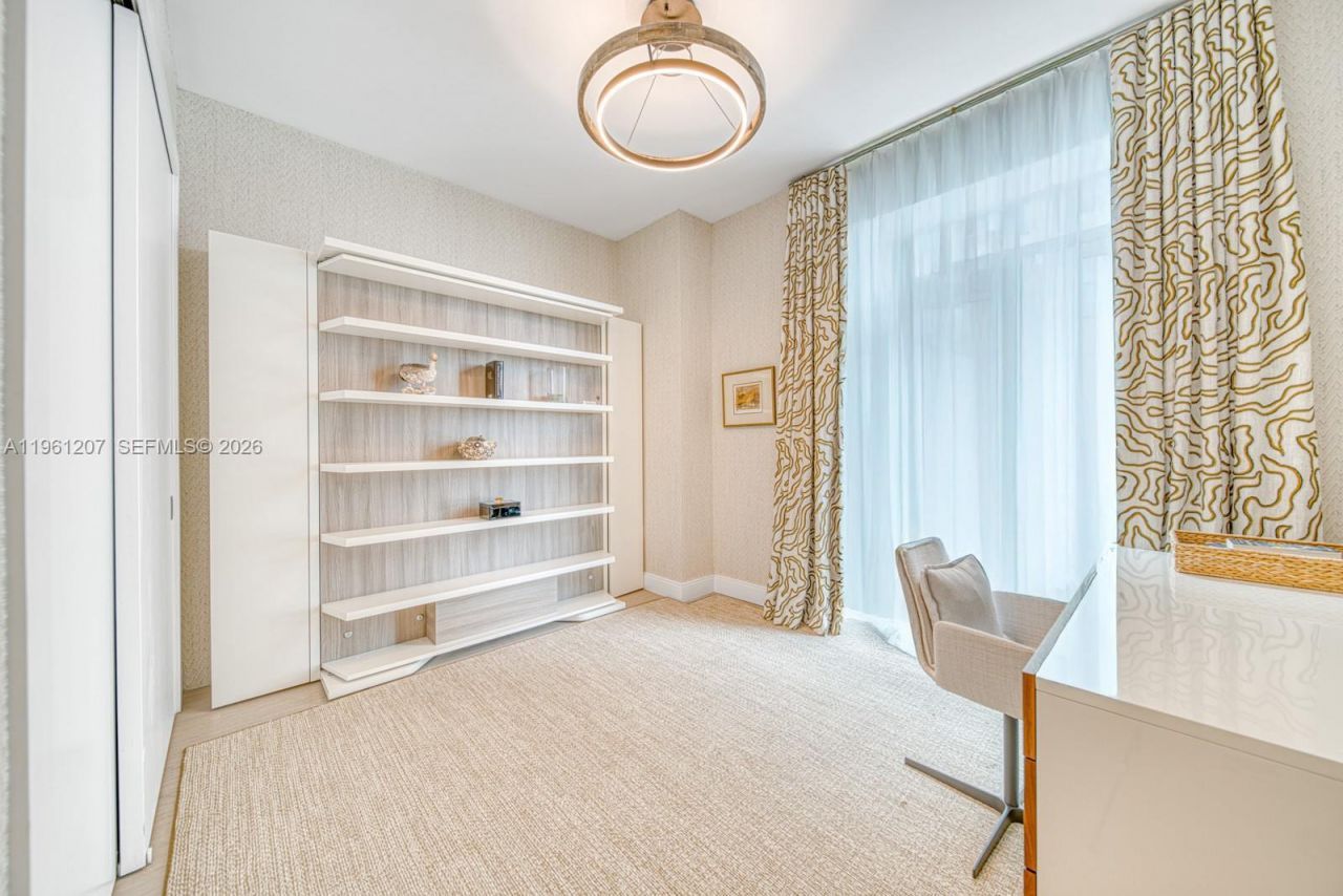 5775 Collins Ave, Unit 703, Miami Beach, FL 33140 Photo