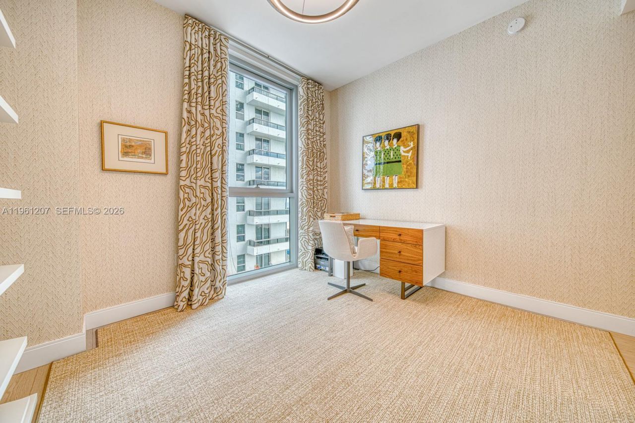 5775 Collins Ave, Unit 703, Miami Beach, FL 33140 Photo