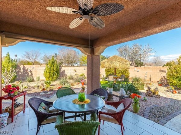 7324 Royal Melbourne Drive, Las Vegas, NV 89131