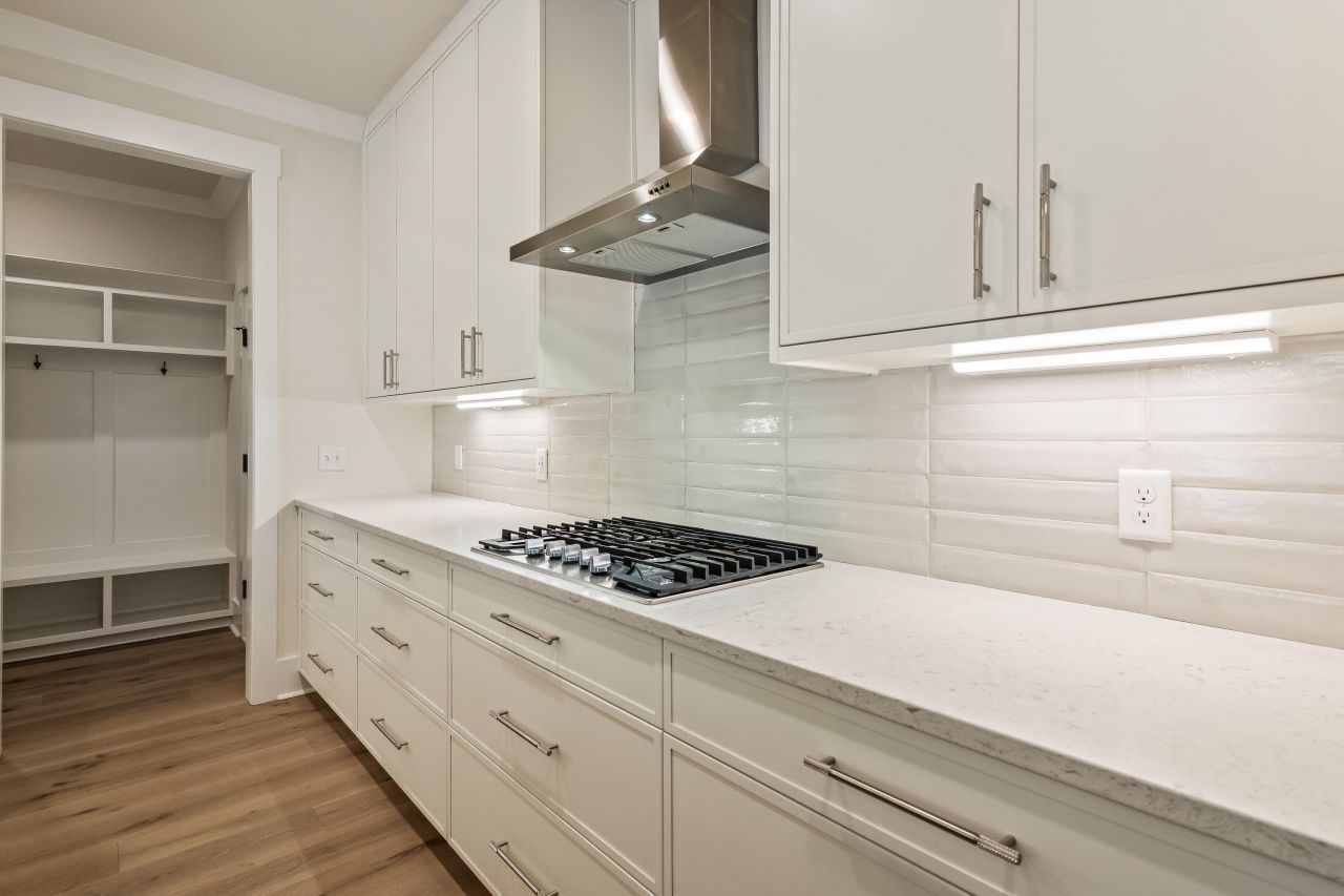 1535 Gemstone Drive Photo 10