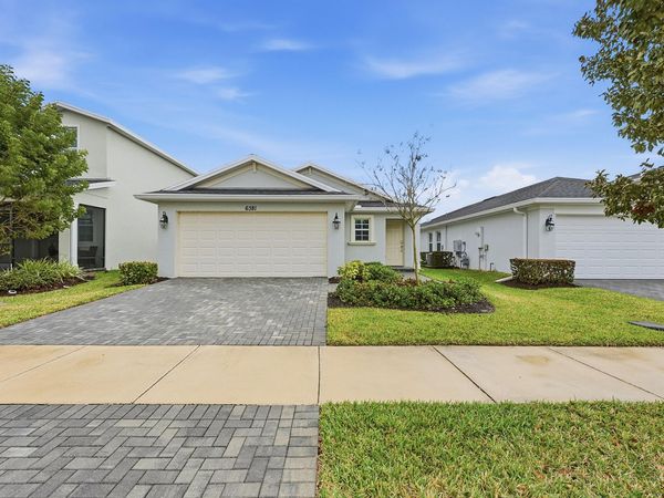 6381 NW Leafmore Lane, Port St. Lucie, FL 34987
