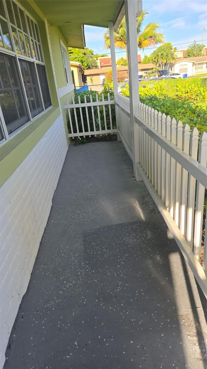 5839 NW 16th Street, Sunrise, FL 33313 Photo