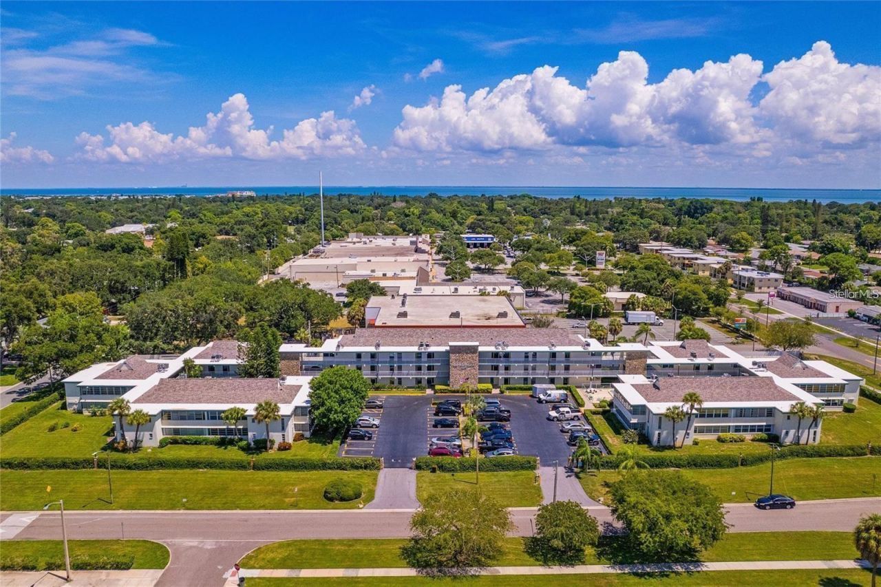 6100 12th Street S, Unit 313, Saint Petersburg, FL 33707 Photo