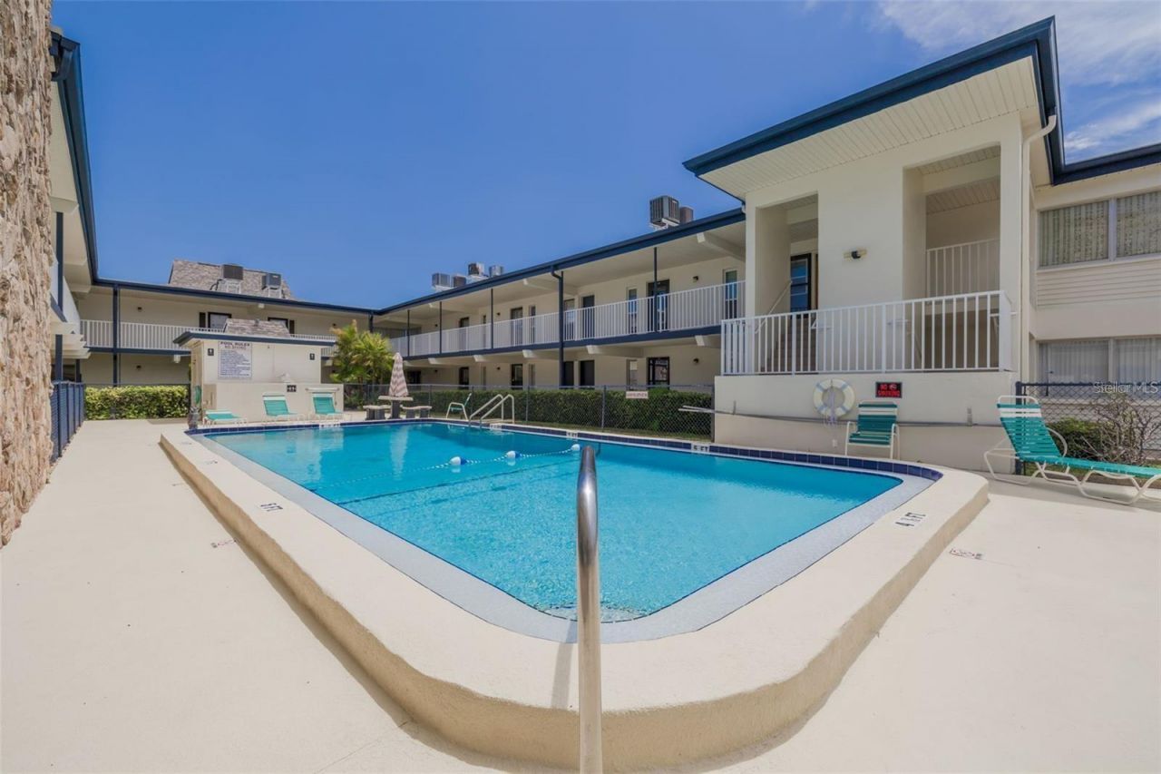 6100 12th Street S, Unit 313, Saint Petersburg, FL 33707 Photo