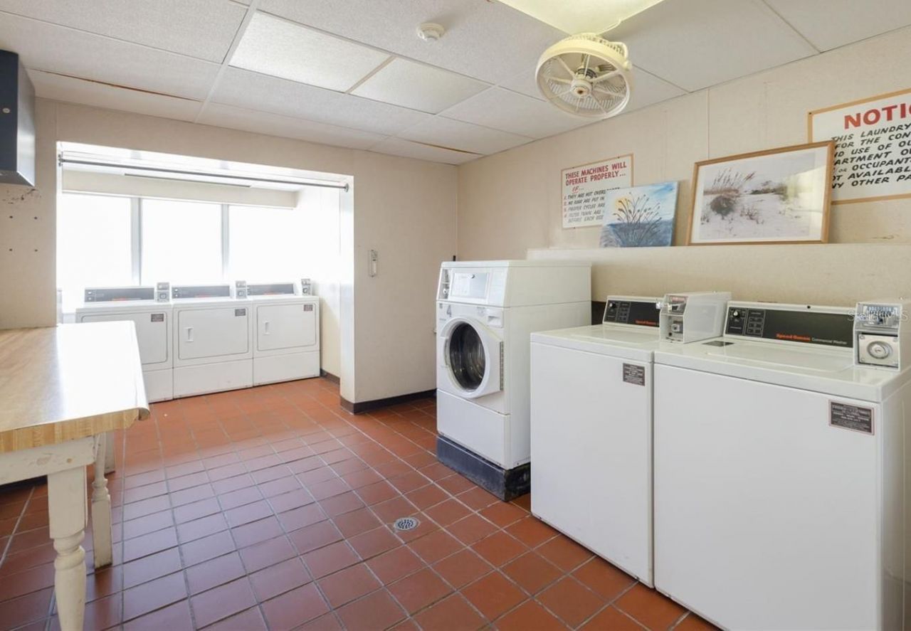 6100 12th Street S, Unit 313, Saint Petersburg, FL 33707 Photo