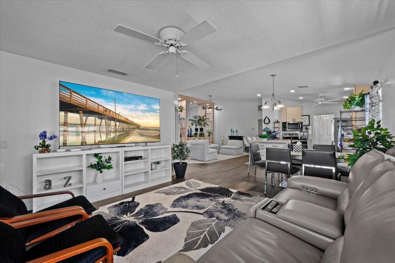 205 Brier Circle, Jupiter, FL 33458 Photo