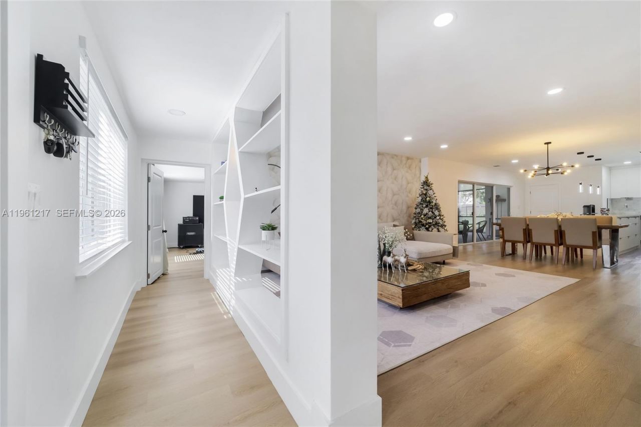 45 NE 124th Ter, North Miami, FL 33161 Photo