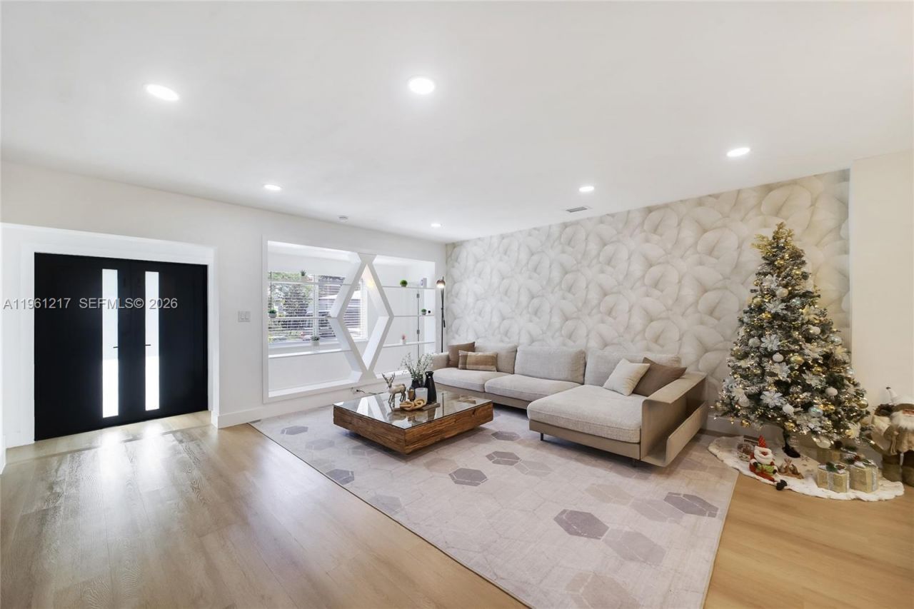 45 NE 124th Ter, North Miami, FL 33161 Photo