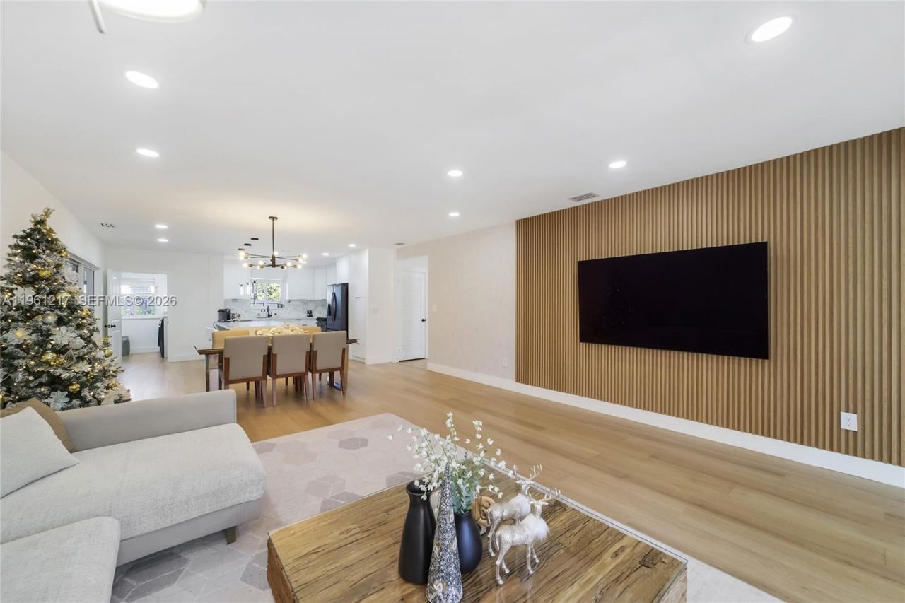 45 NE 124th Ter, North Miami, FL 33161 Photo