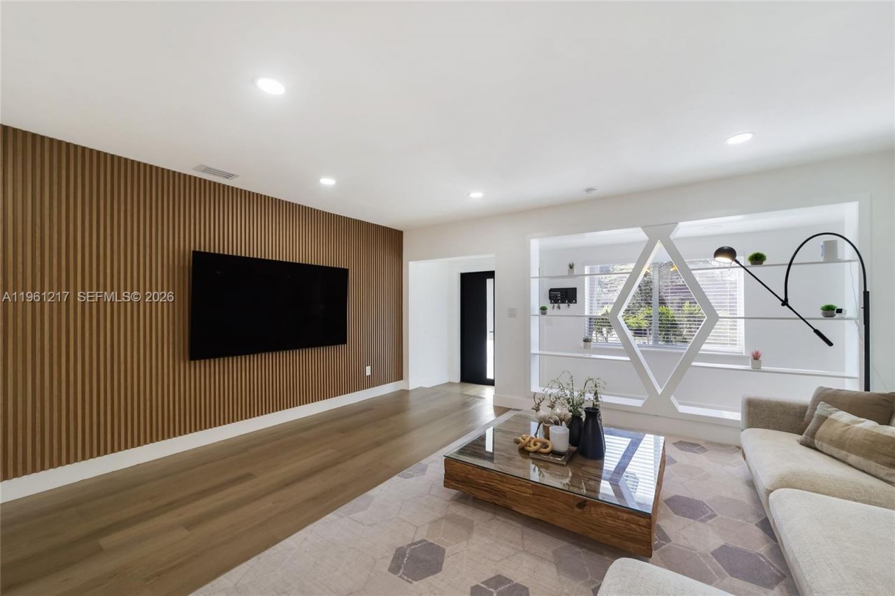 45 NE 124th Ter, North Miami, FL 33161 Photo