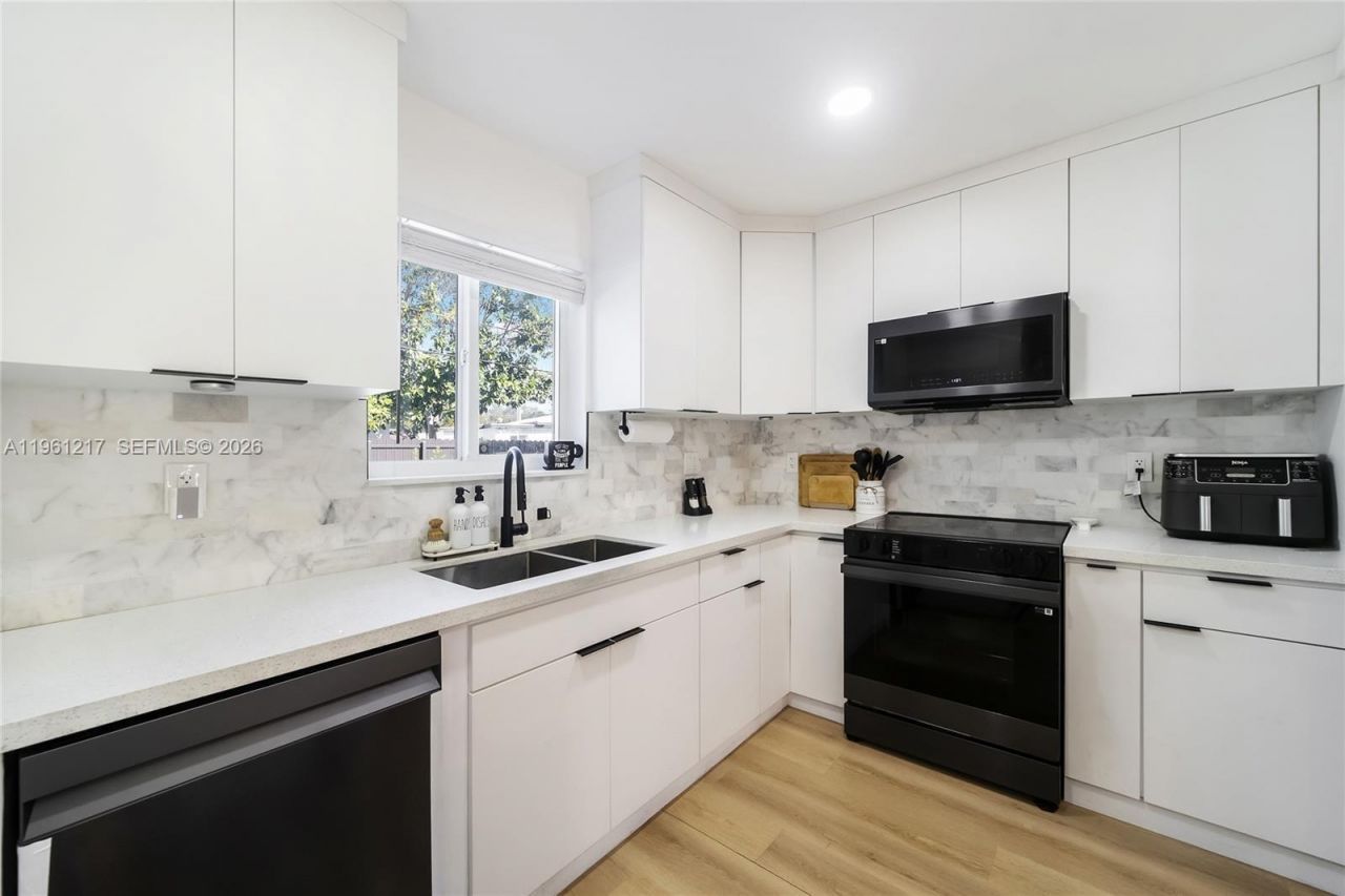 45 NE 124th Ter, North Miami, FL 33161 Photo