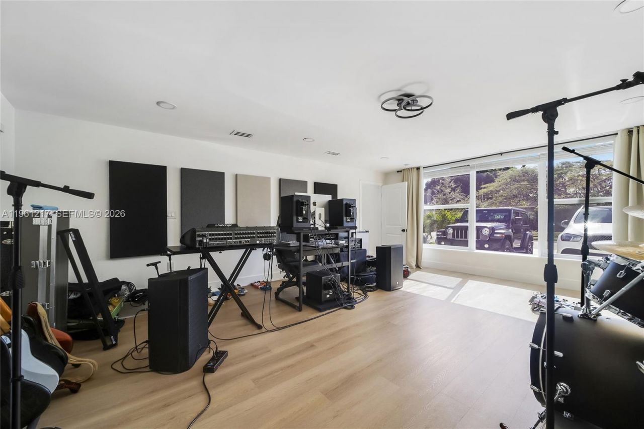 45 NE 124th Ter, North Miami, FL 33161 Photo