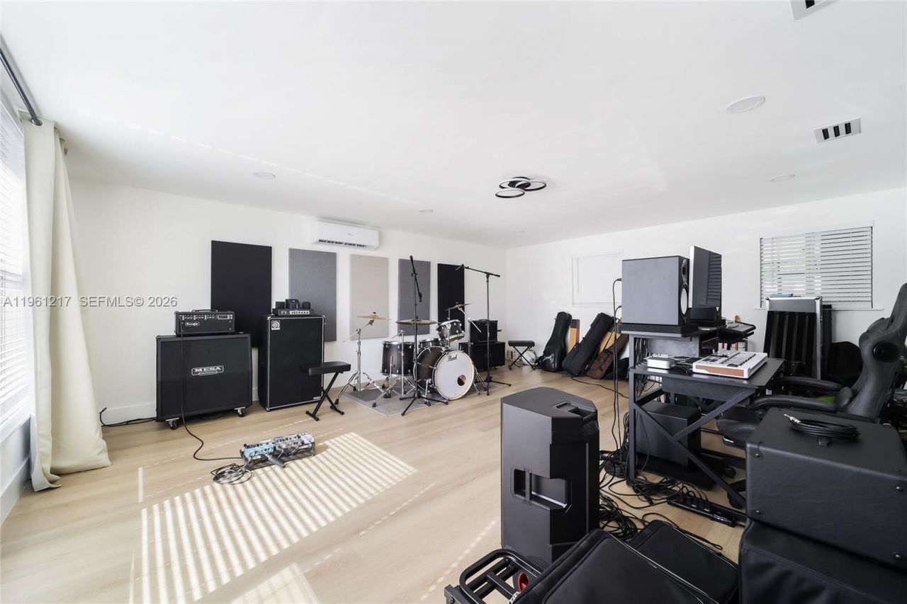 45 NE 124th Ter, North Miami, FL 33161 Photo