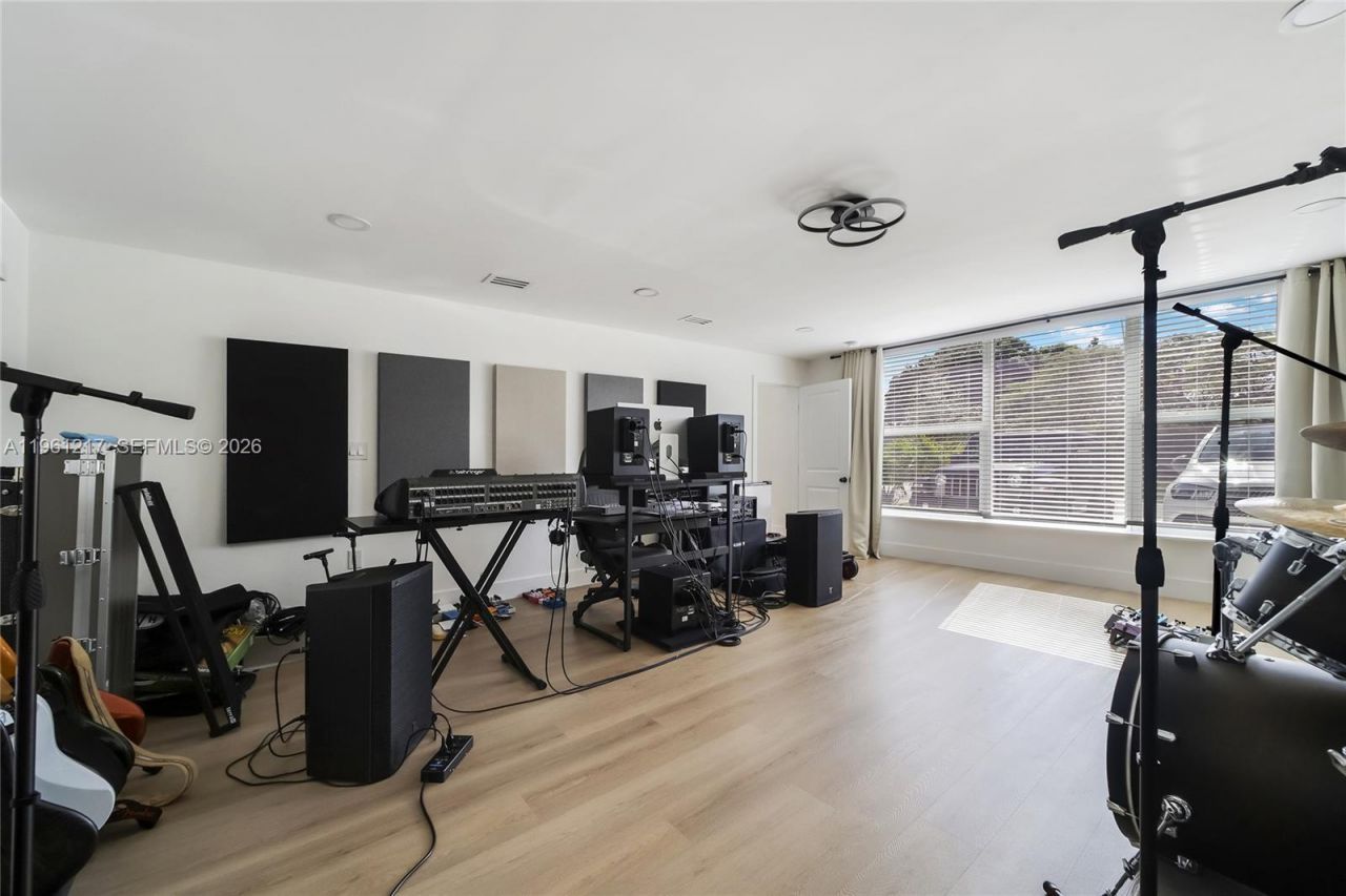 45 NE 124th Ter, North Miami, FL 33161 Photo