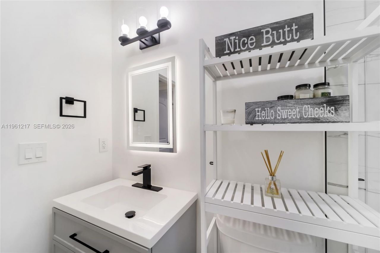 45 NE 124th Ter, North Miami, FL 33161 Photo