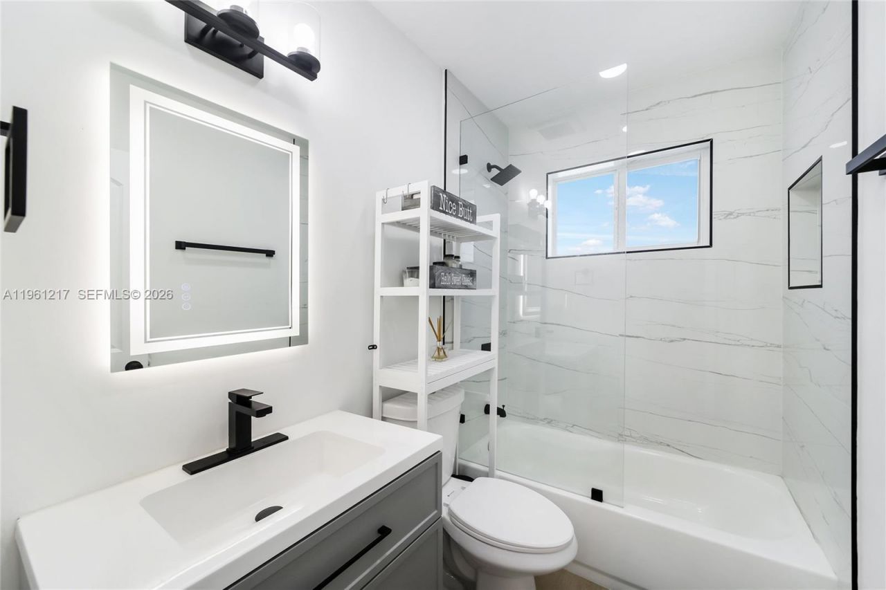 45 NE 124th Ter, North Miami, FL 33161 Photo