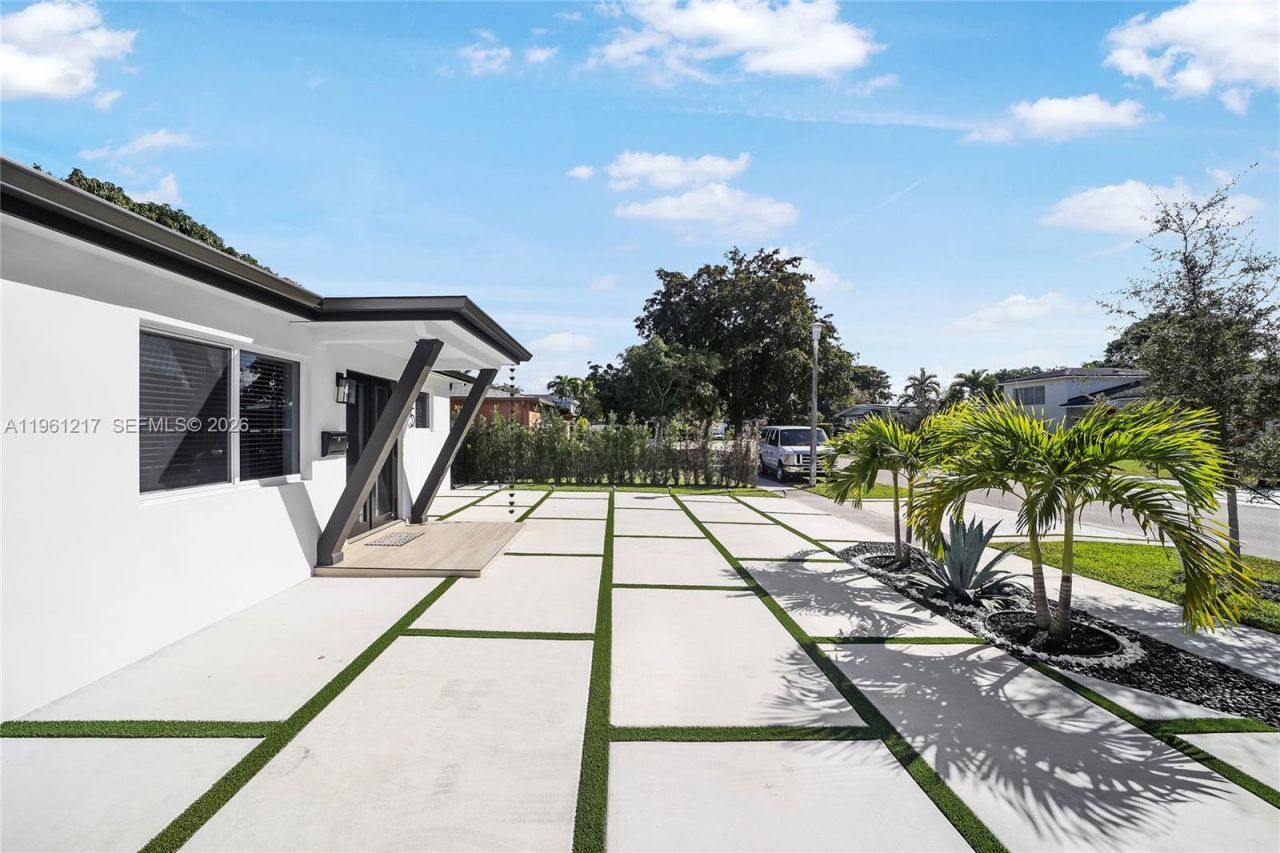 45 NE 124th Ter, North Miami, FL 33161 Photo