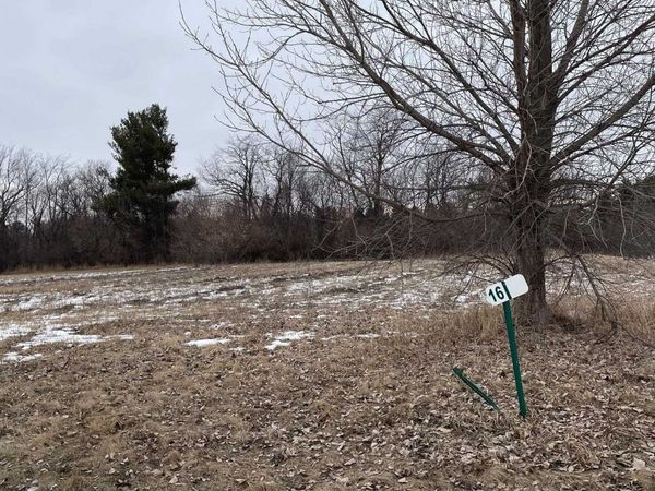 7811 Highland Drive, ROCKFORD, IL 61102