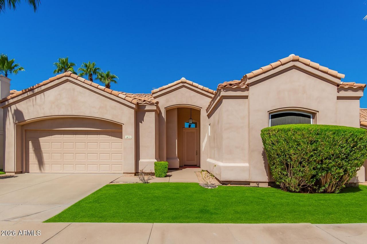1951 W Peninsula Circle, Chandler, AZ 85248 Main Photo