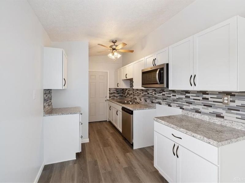 227 Fenwick Drive, New Carlisle, OH 45344 Photo 10