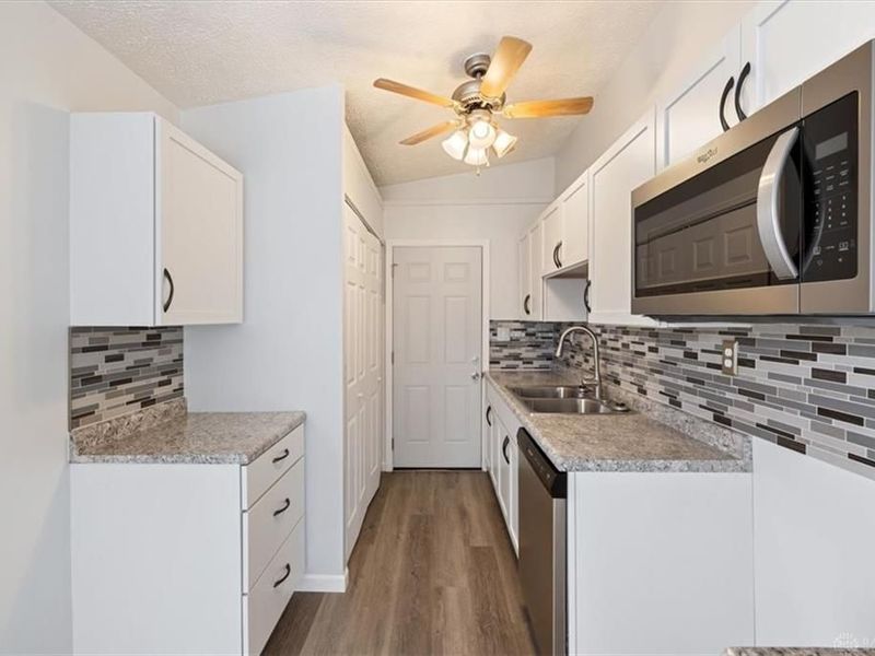 227 Fenwick Drive, New Carlisle, OH 45344 Photo 11