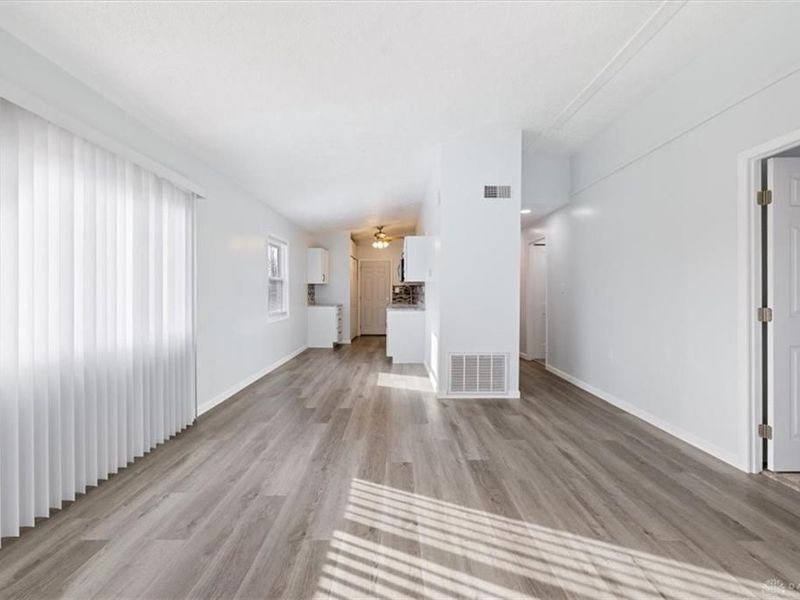 227 Fenwick Drive, New Carlisle, OH 45344 Photo 8