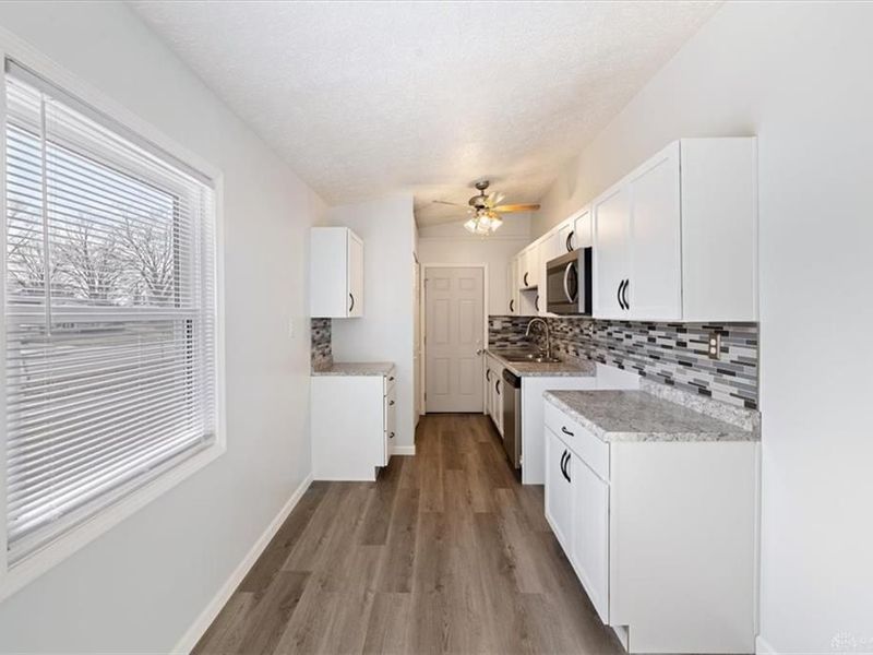 227 Fenwick Drive, New Carlisle, OH 45344 Photo 9