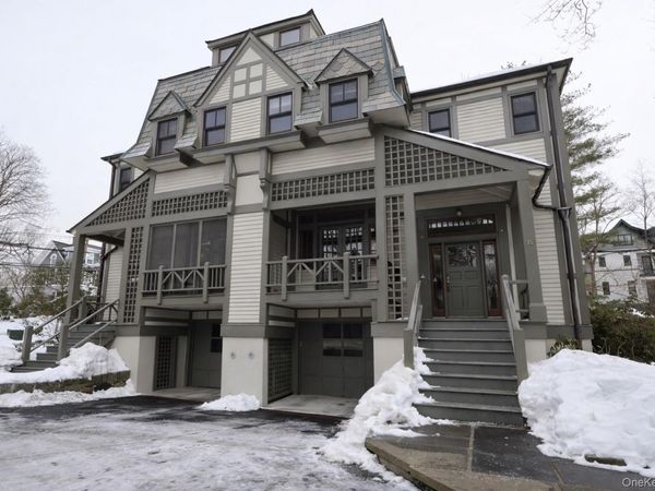 16 Clinton Avenue, Dobbs Ferry, NY 10522