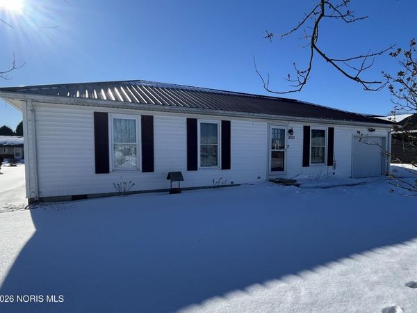 1030 Halbedel Street, Upper Sandusky, OH 43351