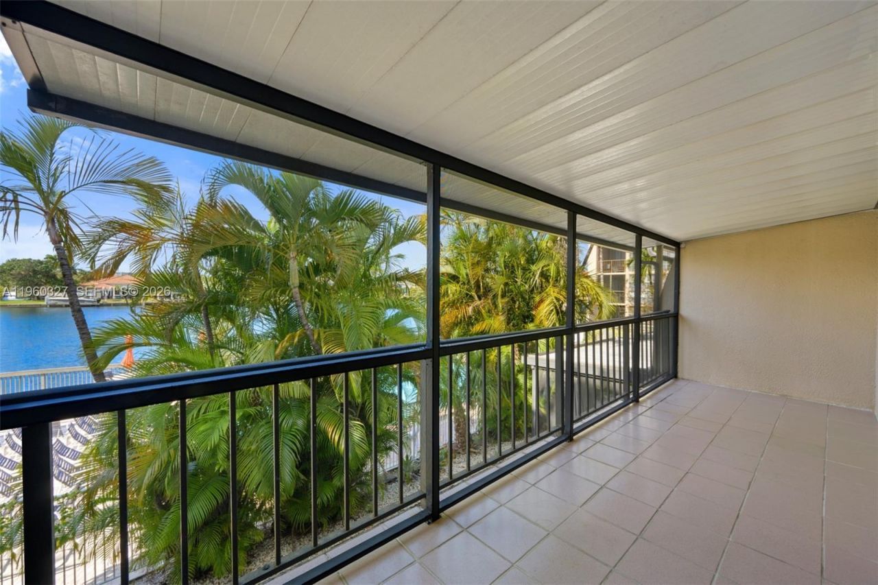 1951 Atlantic Shores Blvd , Unit 23, Hallandale Beach, FL 33009 Photo