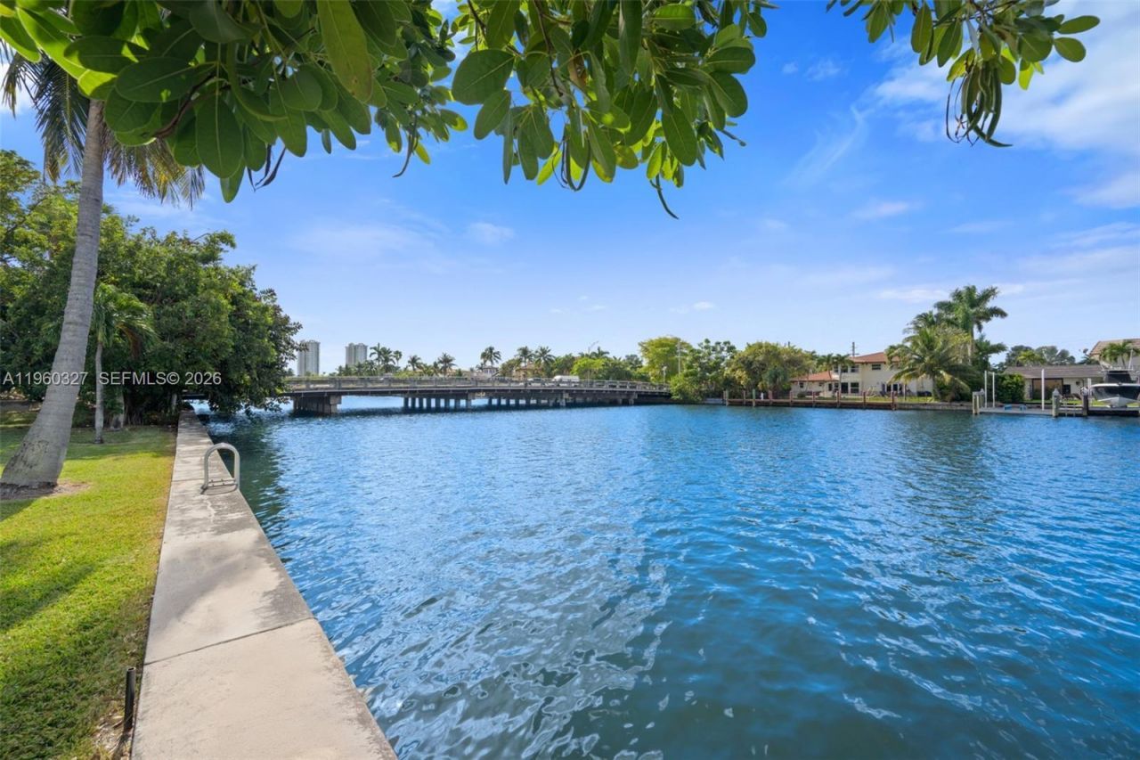 1951 Atlantic Shores Blvd , Unit 23, Hallandale Beach, FL 33009 Photo