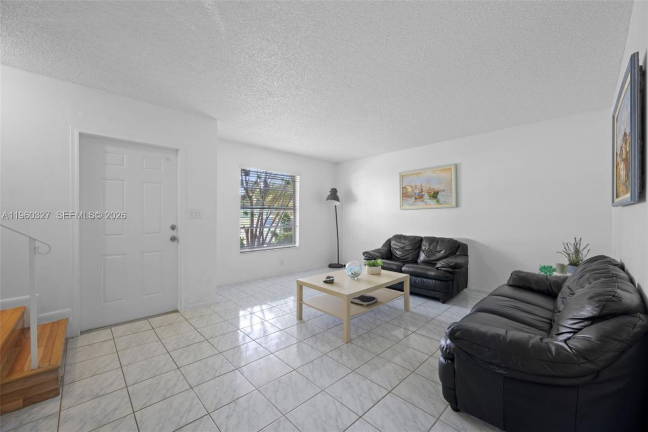 1951 Atlantic Shores Blvd , Unit 23, Hallandale Beach, FL 33009 Photo