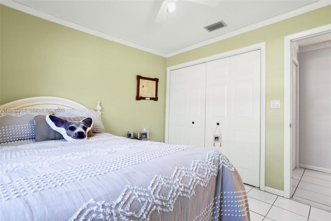 570 Royal Poinciana Ct, Weston, FL 33326 Photo