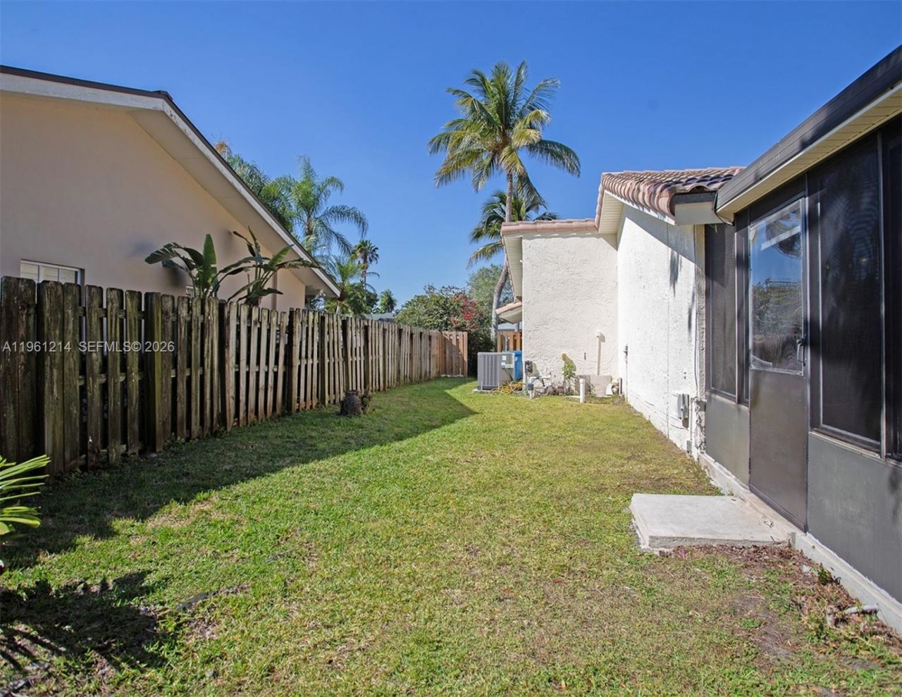 570 Royal Poinciana Ct, Weston, FL 33326 Photo