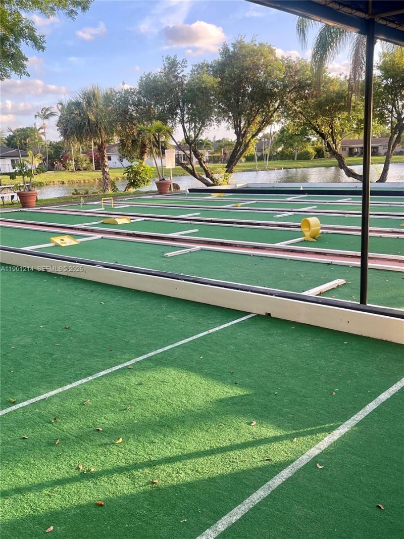 570 Royal Poinciana Ct, Weston, FL 33326 Photo